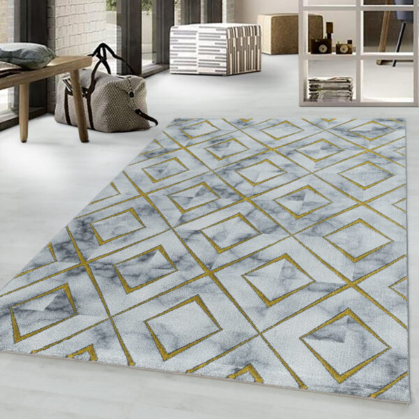 NAXOS 3811 GULD