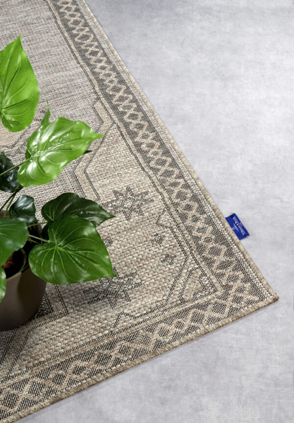 Villeroy & Boch 1836 Utomhus  Robert Natural Brun matta i färgen Brun gjord i materialet 100% Polypropylen