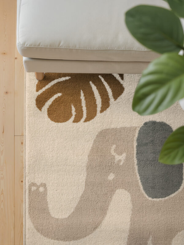Barnmatta - Animal Safari Cream-Multi matta i färgen Multi gjord i materialet 100% Polypropylen