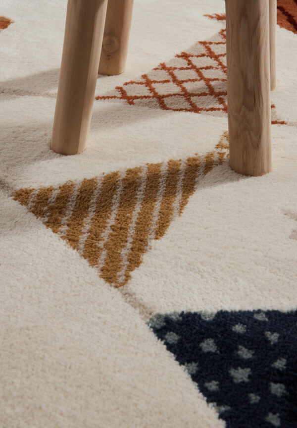 Barnmatta - Kids Party Cream-multi matta i färgen Multi gjord i materialet 100% Polypropylen